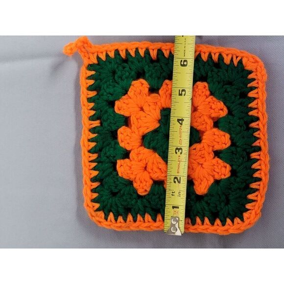 Two Knitted Oven Mits/Hotpad #A7 - Picture 7 of 7